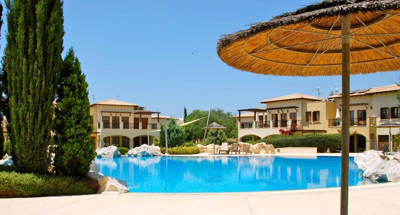 1 Bedroom Apartment Pyrgos With Beautiful Sea And Sunset Views, Aphrodite Hills Resort Kouklia Eksteriør billede